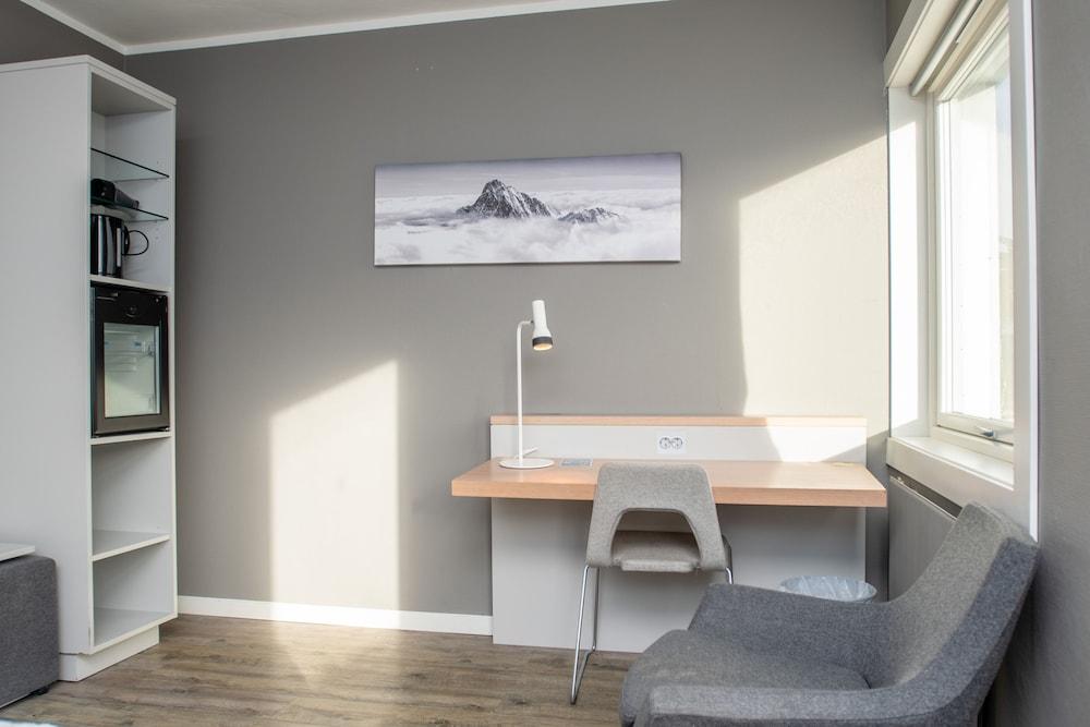 Hotel Aurora Svolvær Buitenkant foto